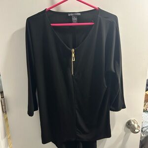 Chelsea & Theodore Black Zipper Blouse